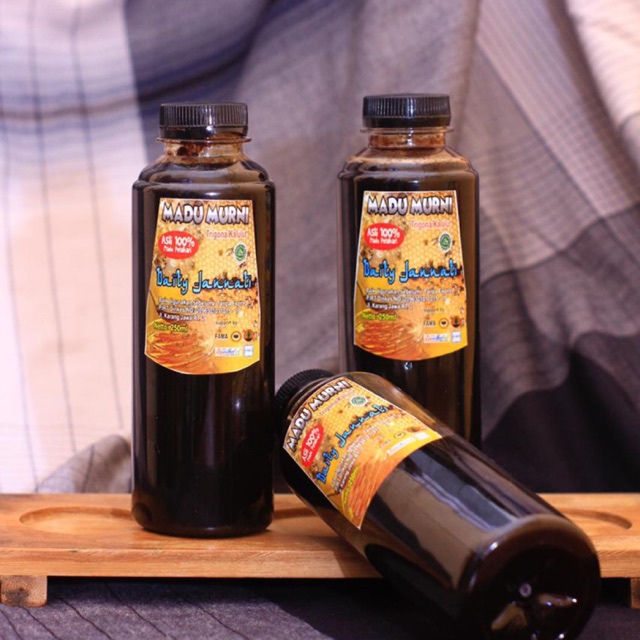 

Madu kelulut hitam 250ml dijamin asli 100% produksi sendiri