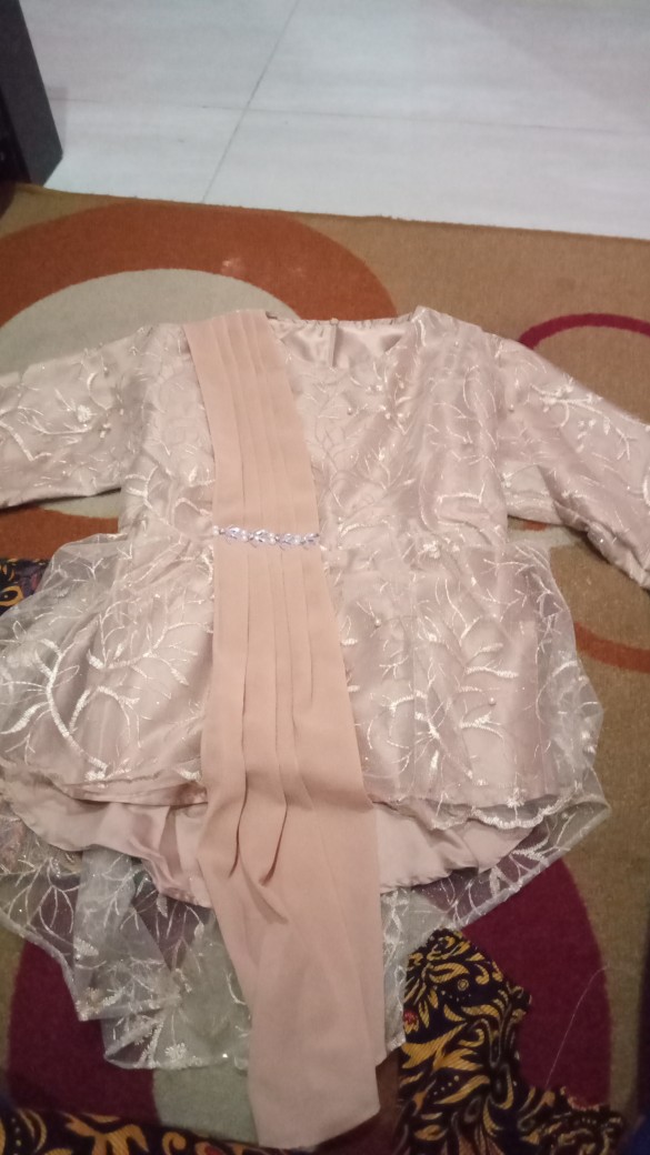 Maura Couple - Sania Ruffle Batik Couple Ori Ndoro Jowi Dnt Garansi Termurah Shopee - Couple Lesti