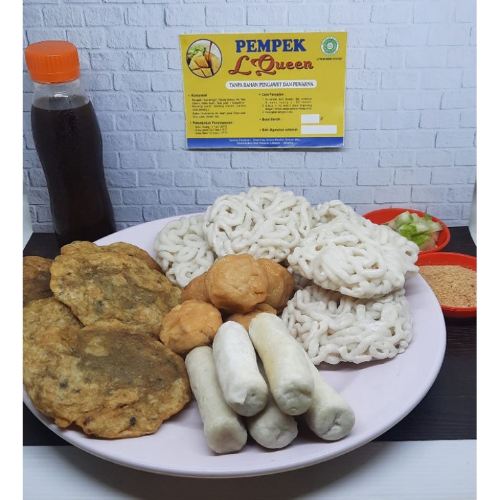

PEMPEK LQUEEN ASLI PALEMBANG PAKET KECIL ISI 20 PCS