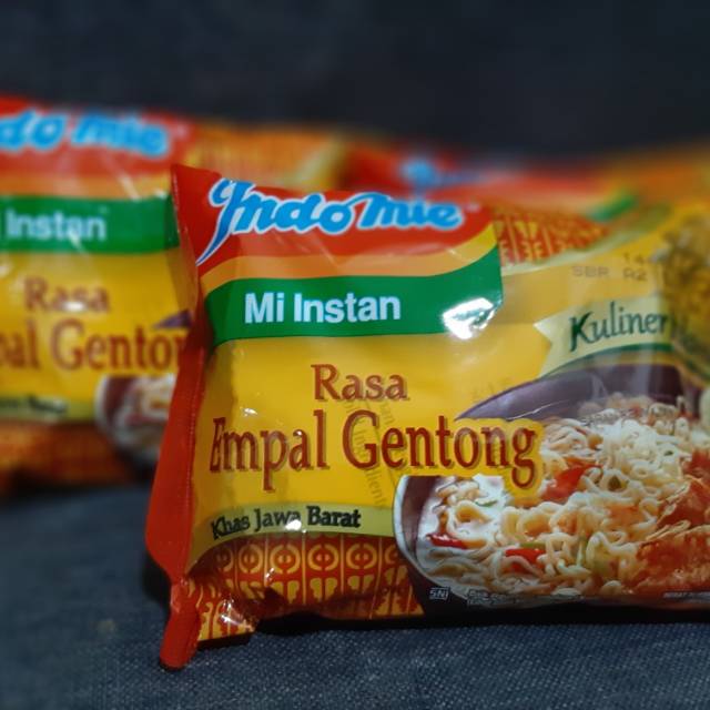 

Indomie empal gentong khas Cirebon