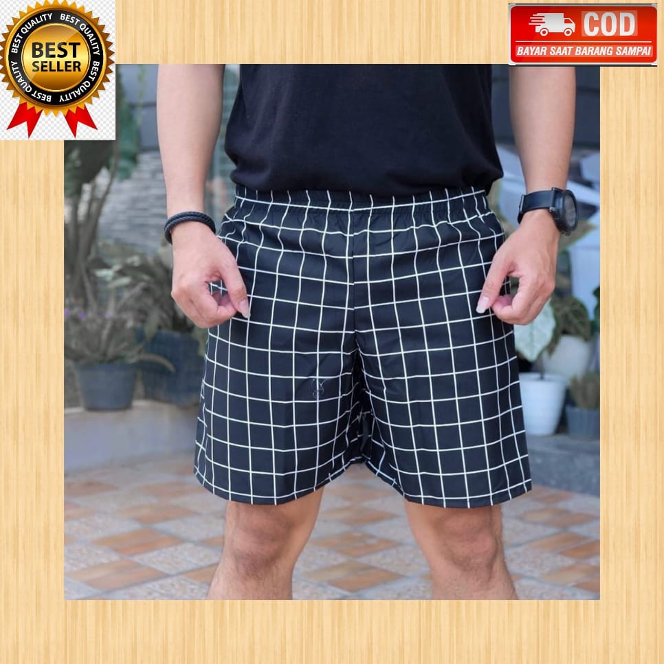 Boxer Pria  Dewasa Motif Kotak-kotak / Celana Pendek Kualitas Distro Terlaris