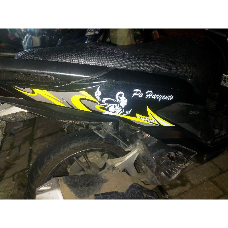 Striping transparan Vario New livery bus PO HARYANTO list kuning