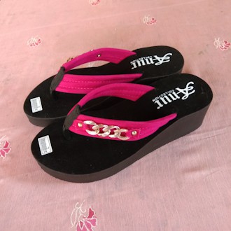 ANUR-sandal anak perempuan wedges spon capit rantai tinggi 4 cm