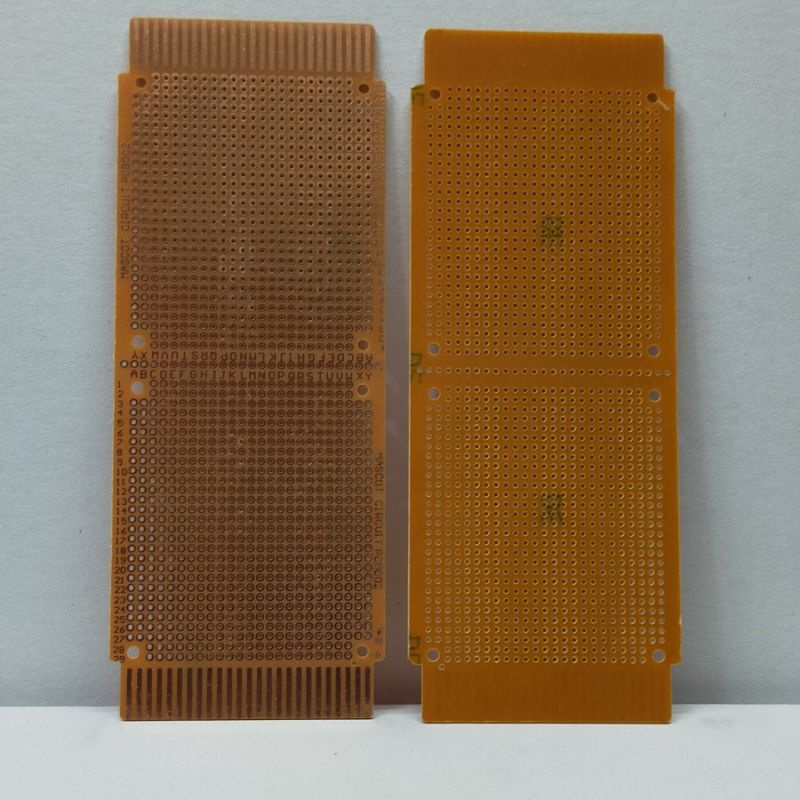 PCB lubang ic