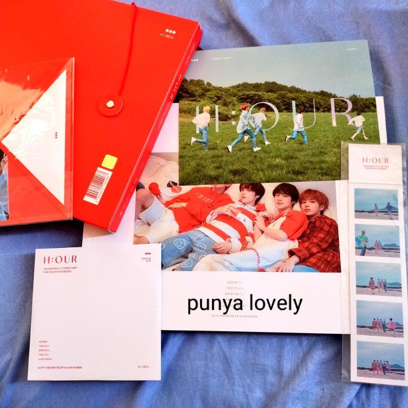 TXT HOUR 2ND PHOTOBOOK [SHARING]