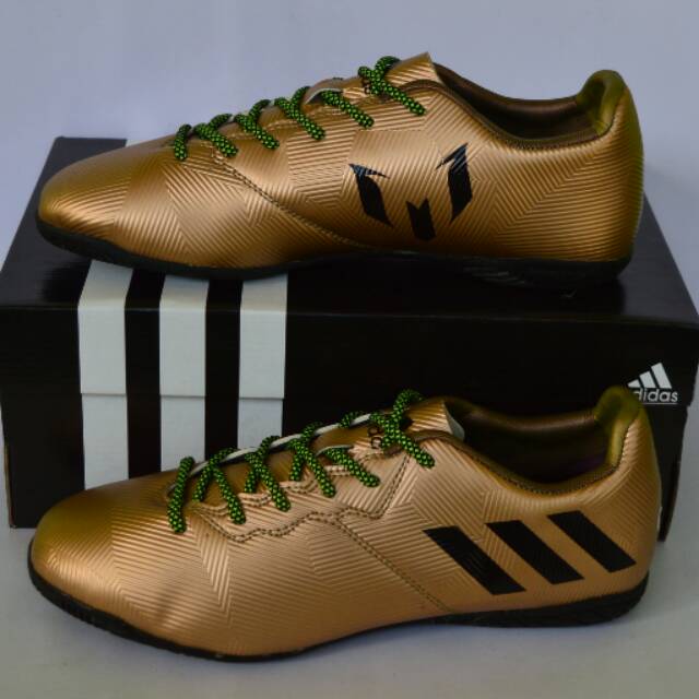 Sepatu futsal adidas messi
