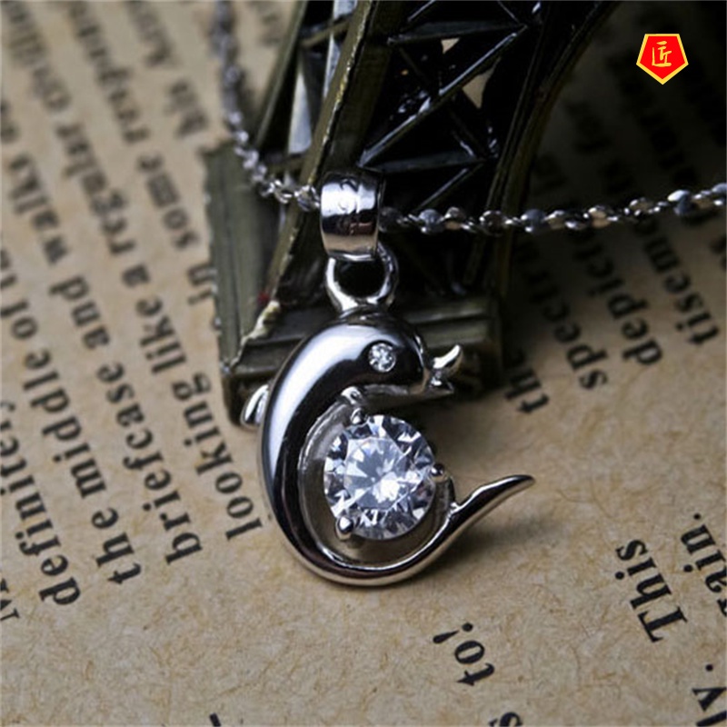 [Ready Stock]Fashion Crystal Silver Necklace Women 'S Dolphin Pendant