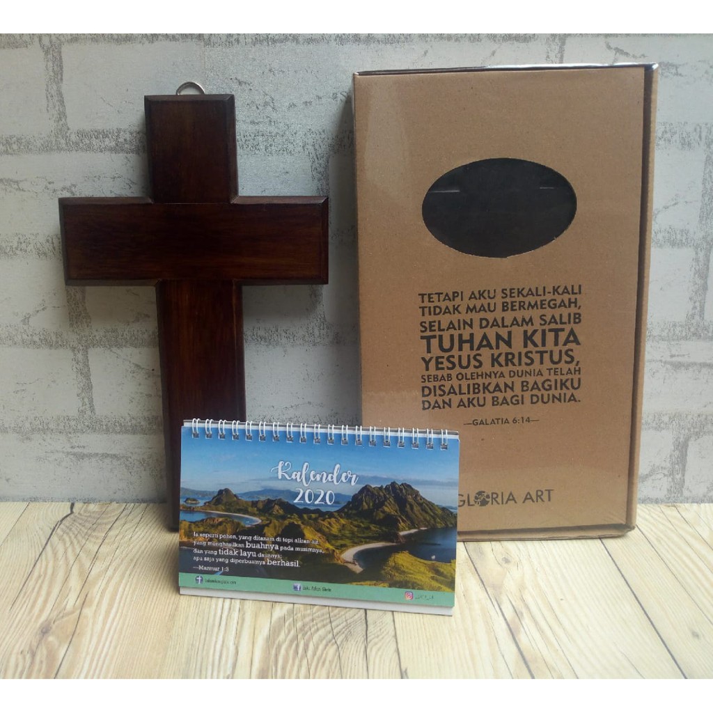 

Salib Dinding Lebar 30 cm Hitam Free Kalender 2020