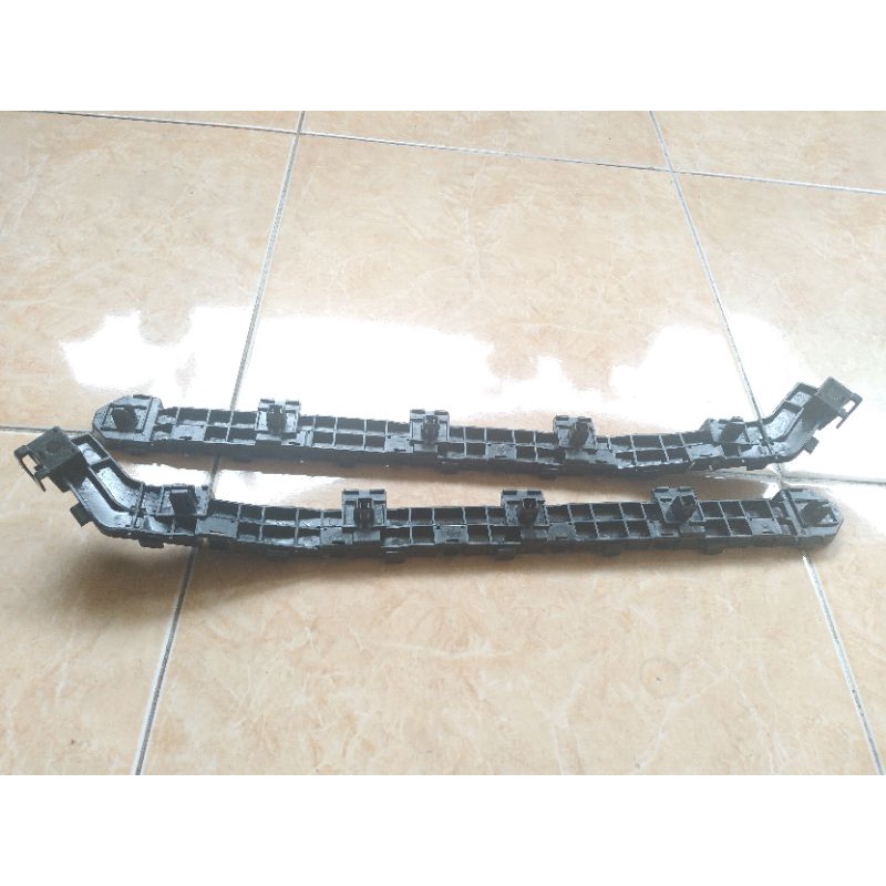 BREKET BEMPER BELAKANG HONDA BRV ORI HARGA (1 ) SATUAN
