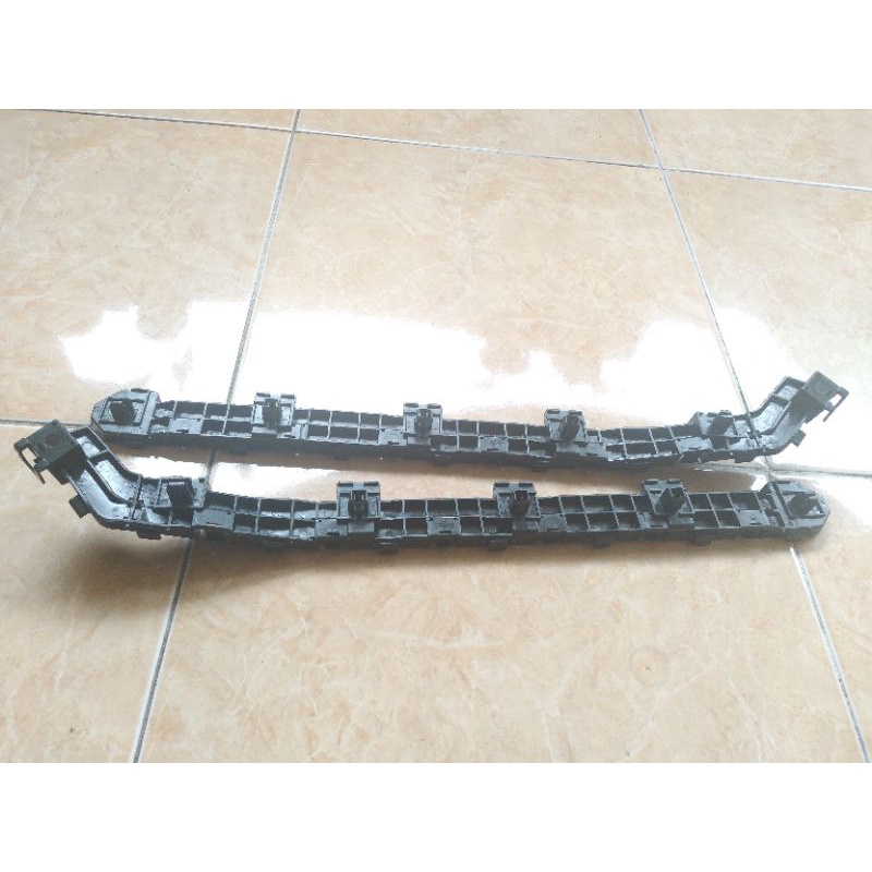 BREKET BEMPER BELAKANG HONDA BRV ORI HARGA (1 ) SATUAN