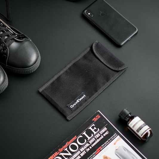 

MF Pouch Good Deed - Tempat HP/ Tempat Pensil Serbaguna