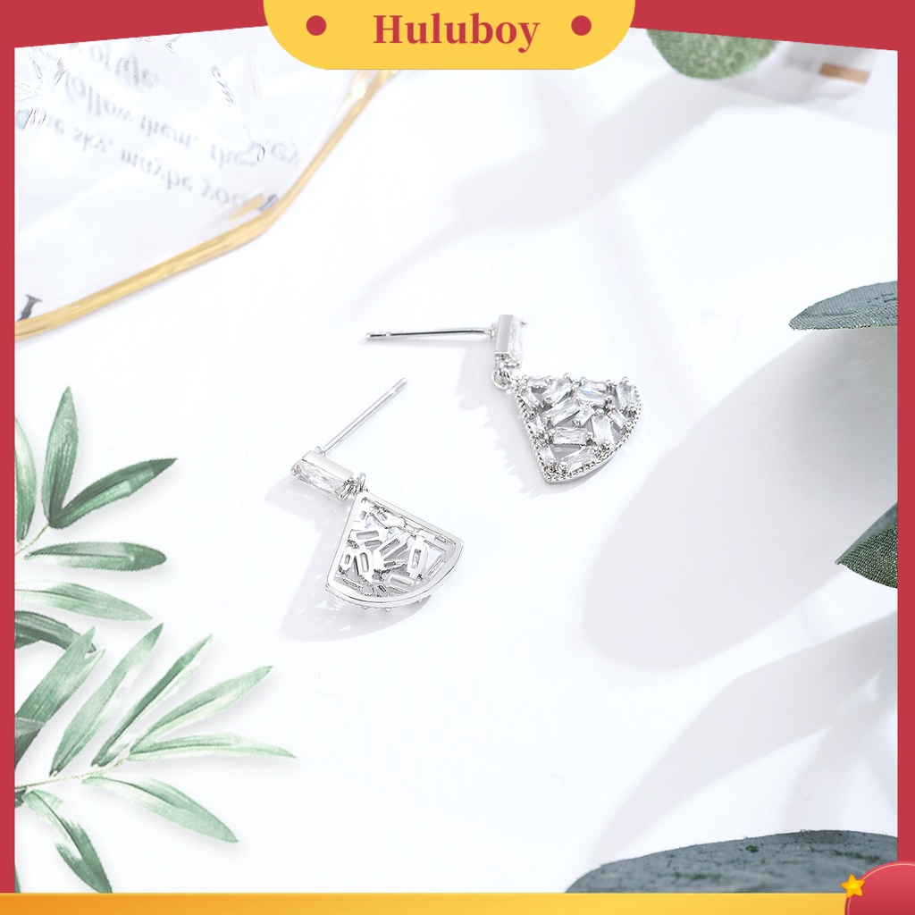 Hu Hu Hu Hu Hu Alat Bantu Pasang Kacamata♡ Anting Tusuk Bentuk Kipas Hollow Hias Cubic Zirconia Untuk Wanita