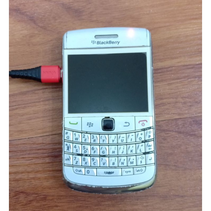 Handphone Blackberry HP BB Bold  preloved bekas pakai ponsel murah jadul type2
