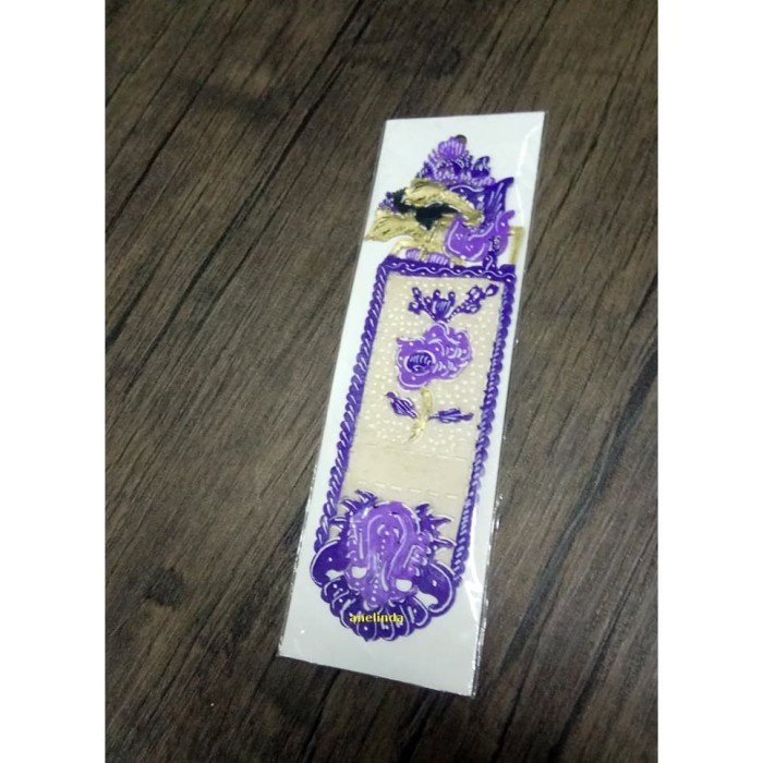 

Nikmati Pembatas Buku (Book Mark) Dari Kulit (Asli) Hemat