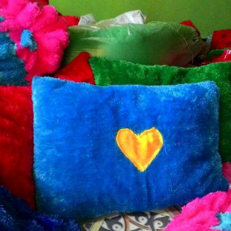 Sarung bantal /Sarung guling bulu rasfur lembut murah berkualitas