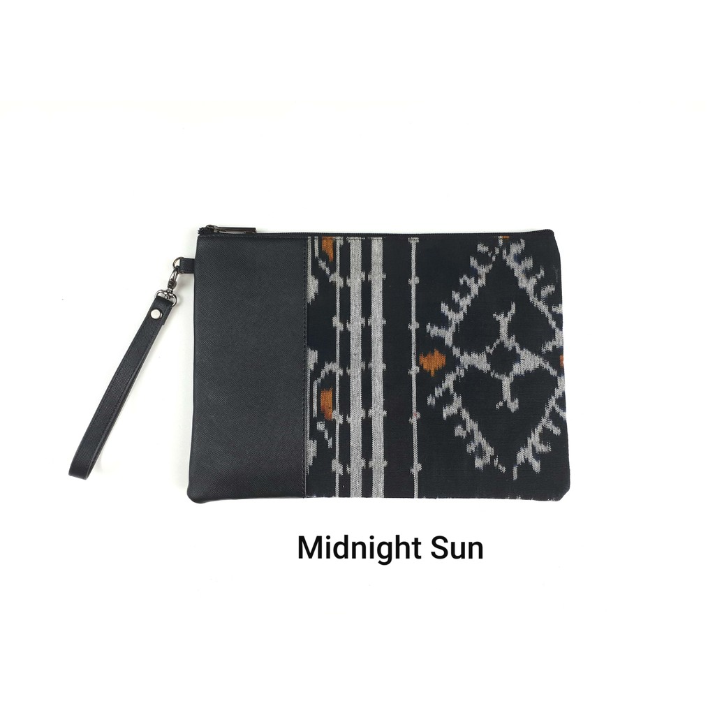 

Bukuku Pouch Tenun Ikat