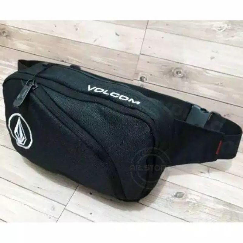 TAS VOLCOM WAISTBAG VOLCOM TAS SELEMPANG VOLCOM PREMIUM LOGO BESI