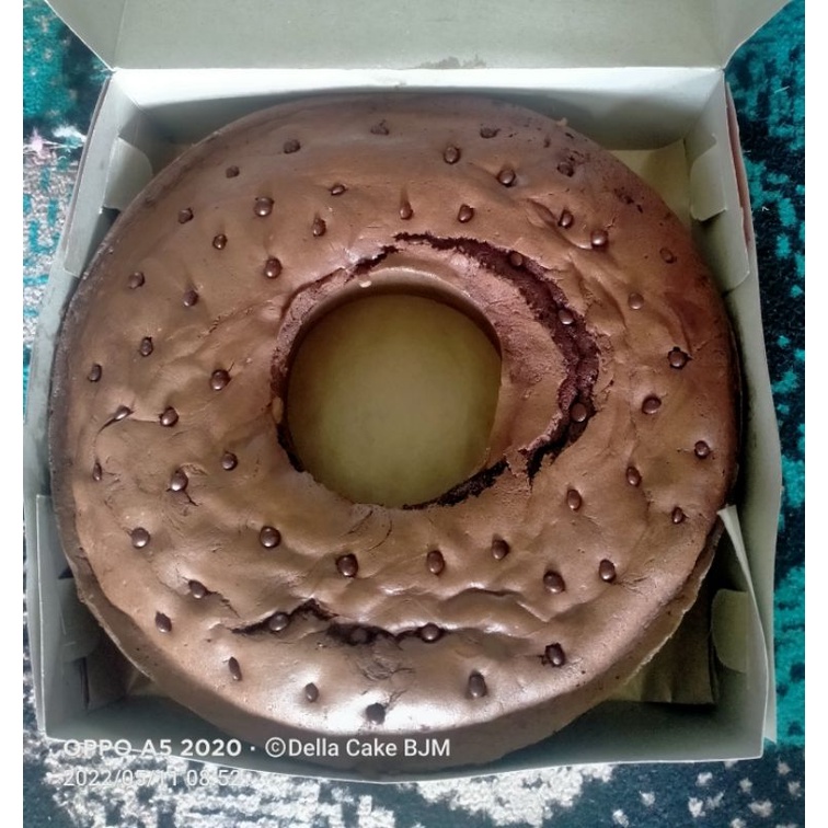 

❤ BORNEO ❤ BOLU COKLAT CHOCO CHIPS UKURAN 28