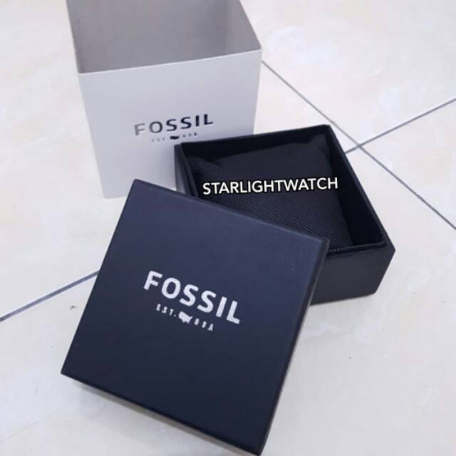 KOTAK JAM TANGAN BOX KAYU FOSSIL