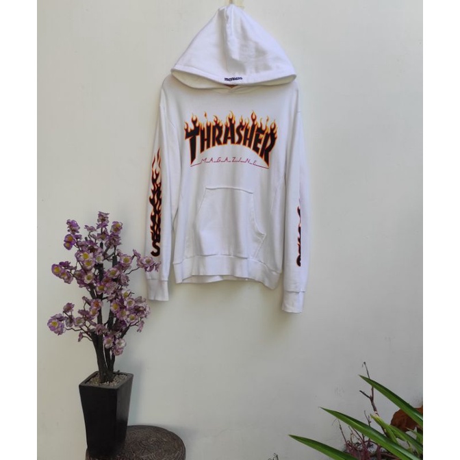 THRASHER X SUPREME