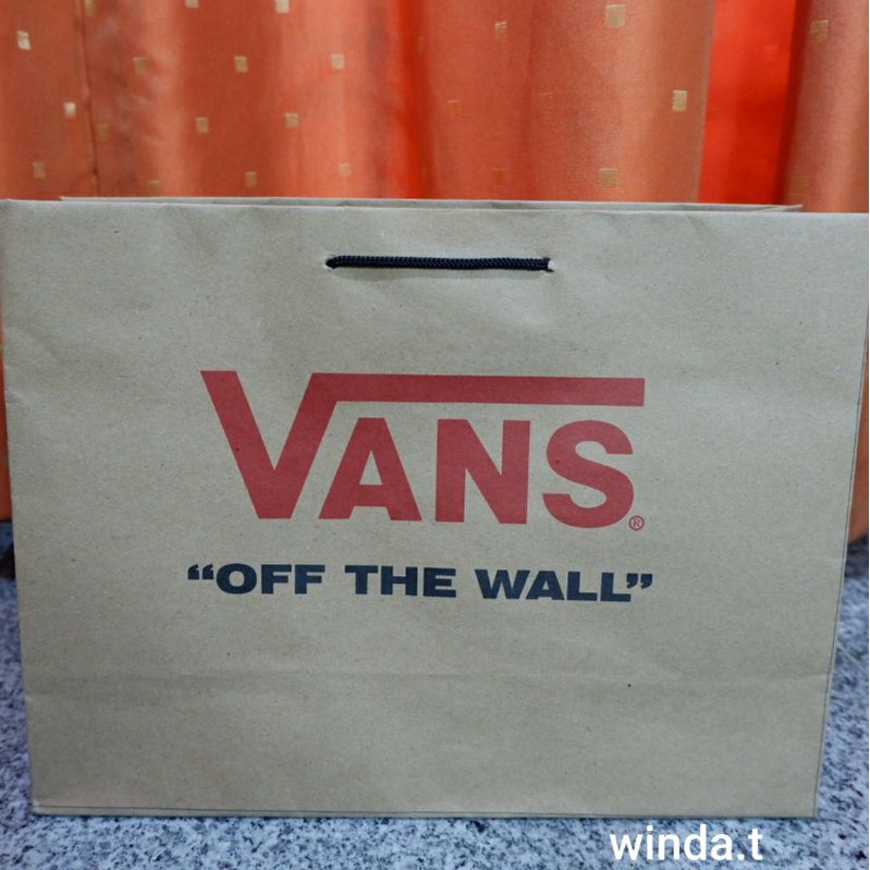 

PAPER BAG VANS OFF THE WALL / TAS KERTAS VANS