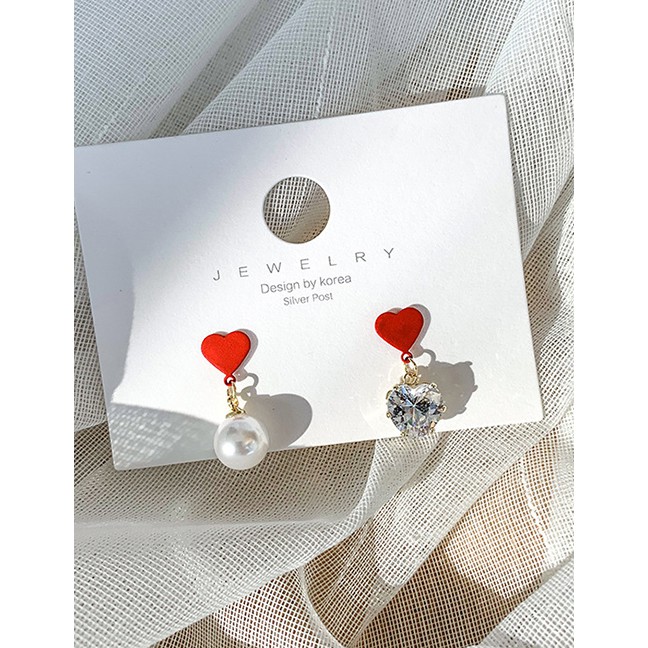 LRC Anting Tusuk Fashion Yellow 925 Silver Needle Asymmetric Heart Pearl Pearl Diamond Earrings D875