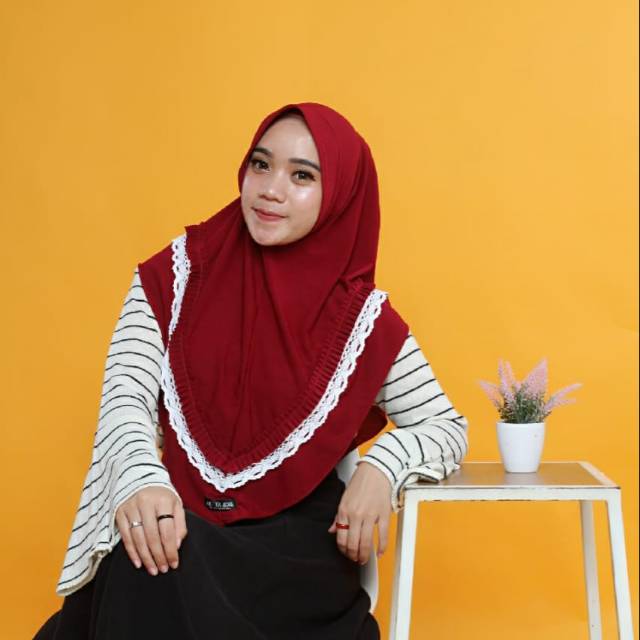 Jilbab ARP renda pet/bergo instan