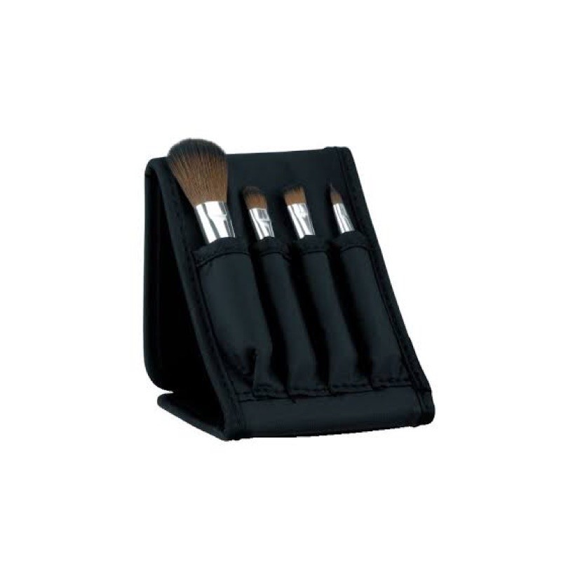 SALE 40% THE BODY SHOP Mini Brush Kit