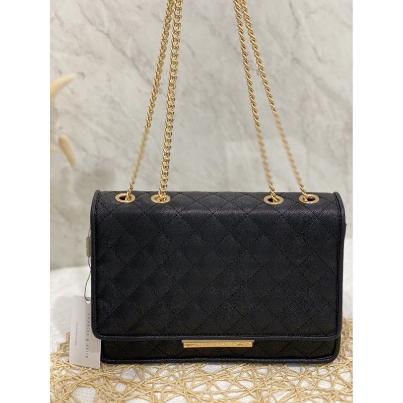 Charles And Keith Tas Wanita