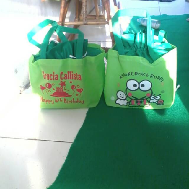 

Tas ultah + sablon nama model serut