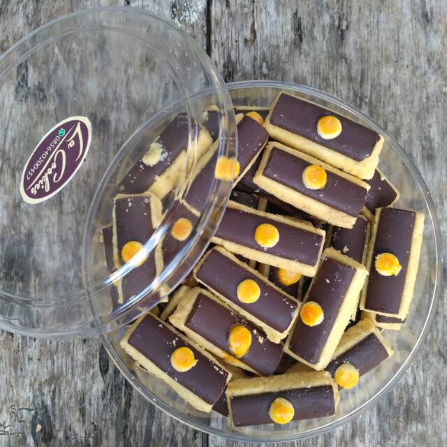 

Chocolate Stick cookies