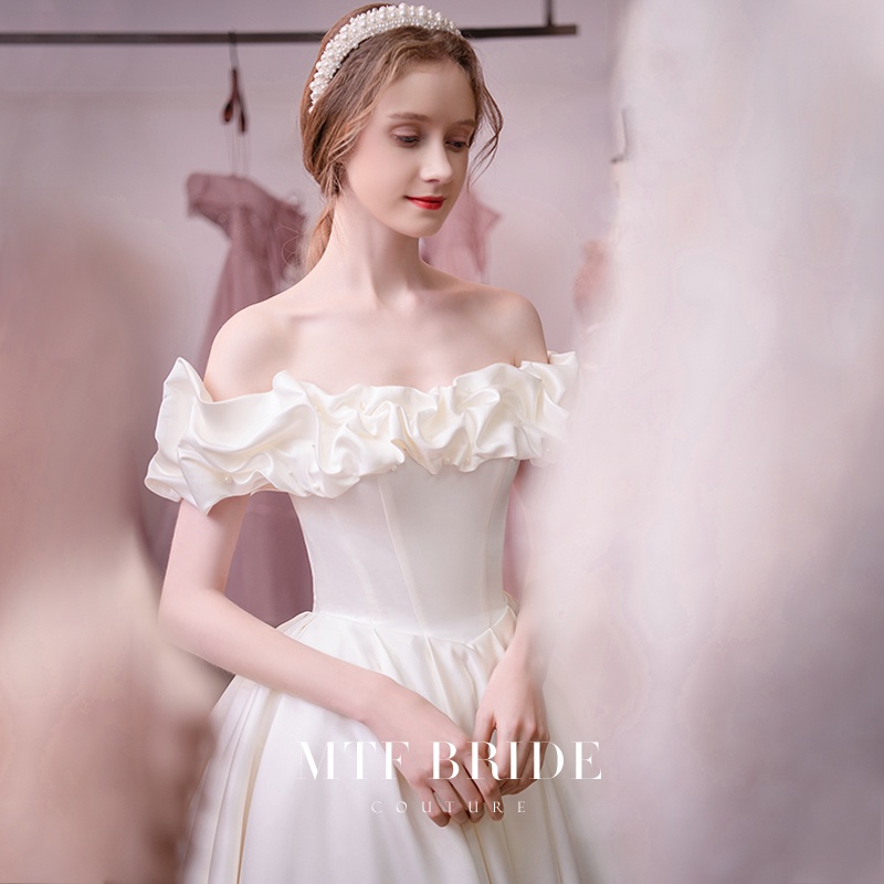 ▼❆[Miss Puffs] Gaun pengantin utama satin 2021 baru pengantin trailing rasa bahu Prancis yang tinggi