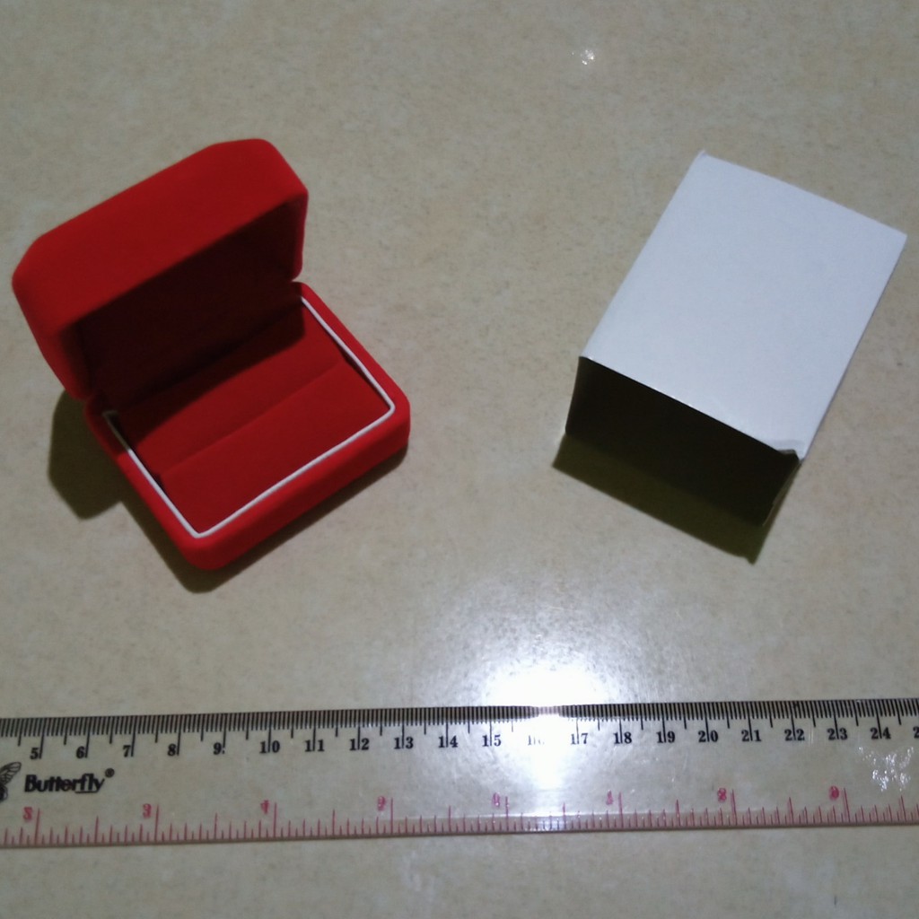 KOTAK CINCIN LAMARAN TUNANGAN SESERAHAN PERNIKAHAN UNIK BLUDRU