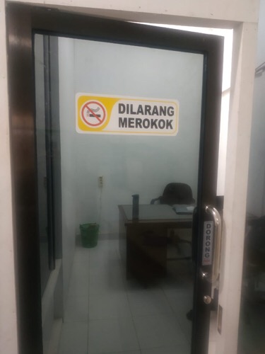 Besar Sign Board pintu Harap Tutup Kembali Acrylic / Akrilik Bagus