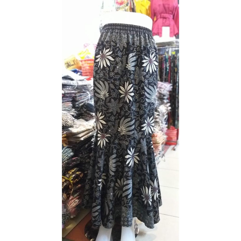 Rok Duyung / Bawahan Kebaya Motif Rambat dan Motif Lain