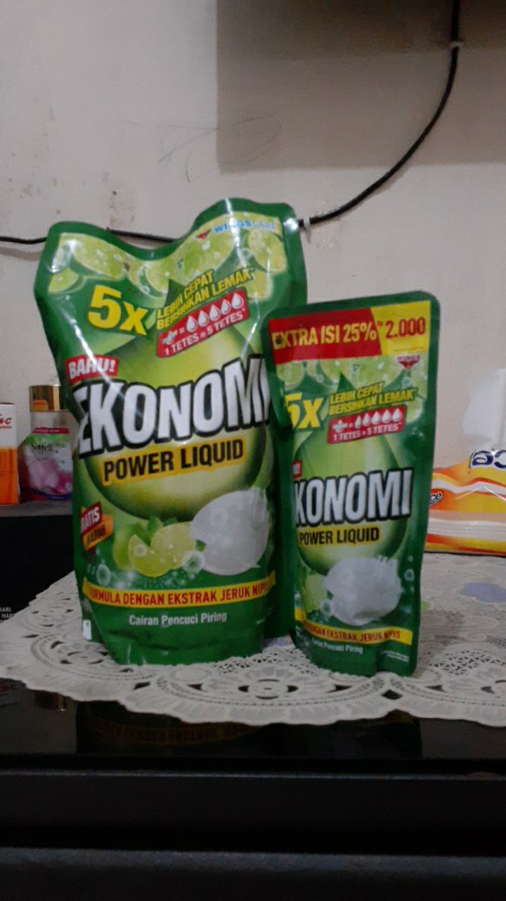Sabun Cuci Piring Ekonomi Power Liquit 780 Ml