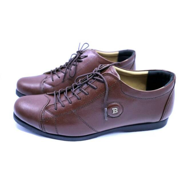 Sepatu Bally