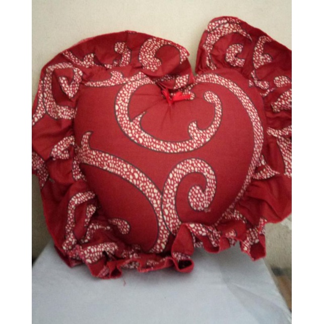 MURAH! Bantal Hati Bantal Love Bantal Bayi baby pillow utk Kado ulang tahun anak kado valentine bahan kain katun ada rumbai