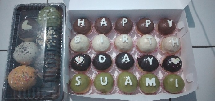 Box Donat 1/2 Lusin Food Grade