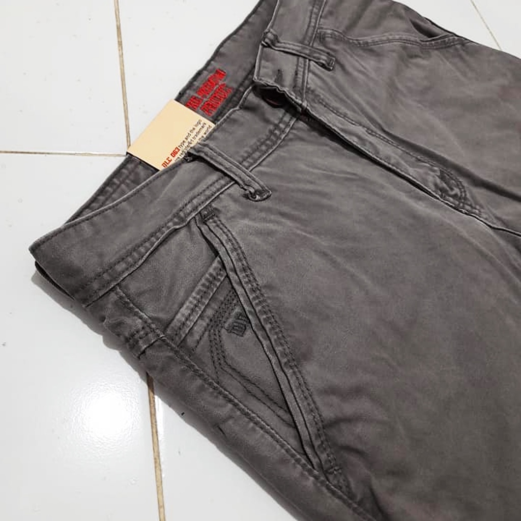 HOT SALE new // celana pendek cardinal original DLC 063 TERBARU // CHINO PENDEK cardinal pria original d loco // celana kanvas sulfur DLC ORIGINAL BAHAN cardinall terbaru 2021