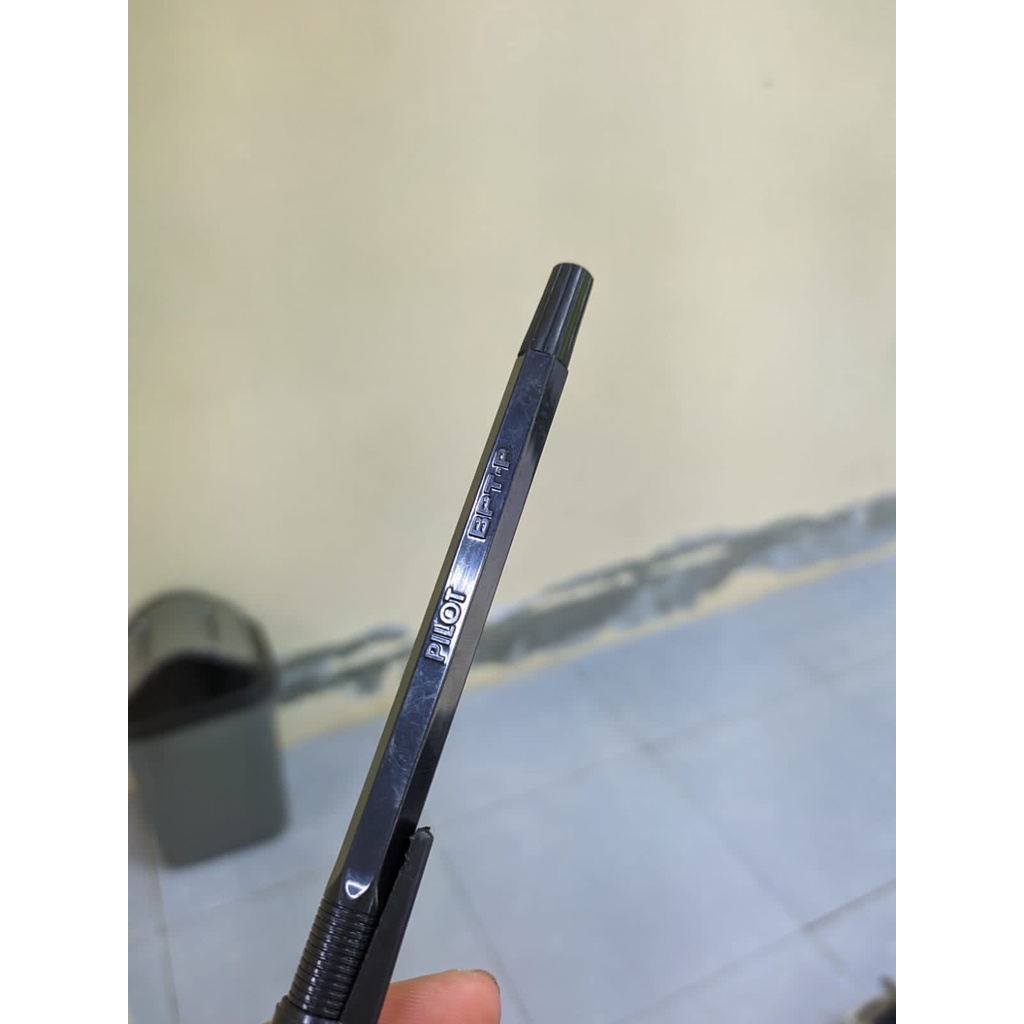 

Pulpen Pilot Seumur Hidup