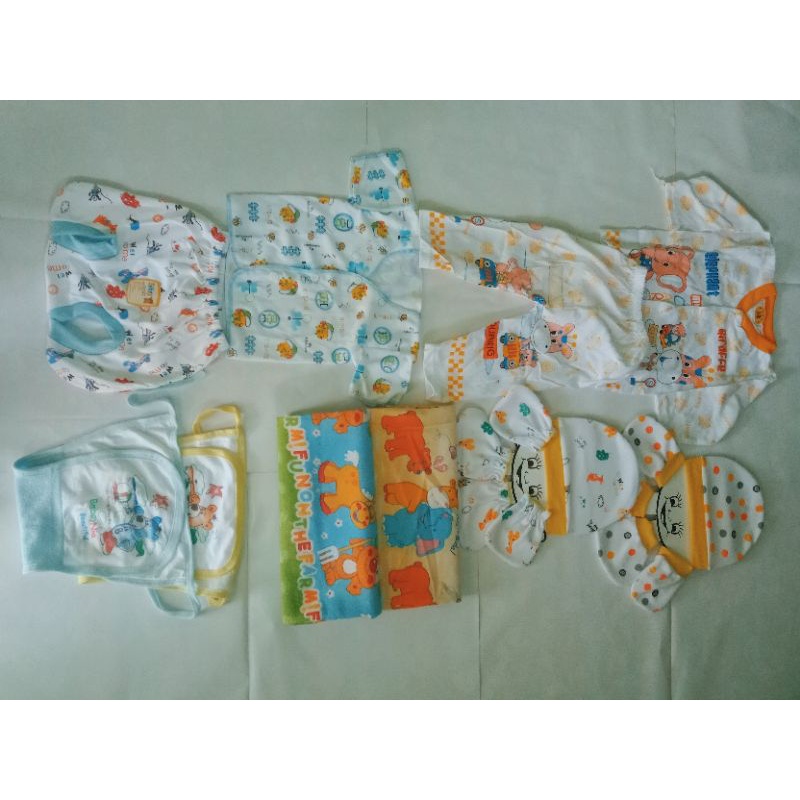 paket baju bayi baru lahir lengkap