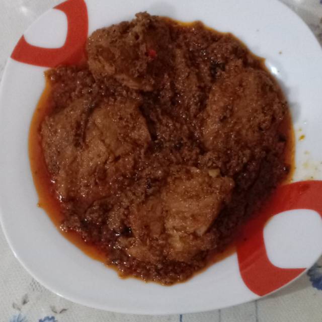 

Aneka daging rendang pariaman dengan alami rempah-rempah kumplit segar serta gurihnya yang khas.