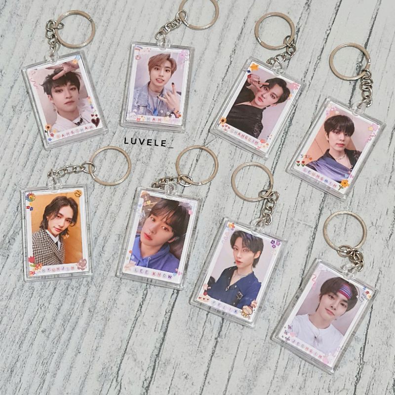 Stray Kids Acrylic Clear Keychain Gantungan Kunci Akrilik (Baca Deskripsi)