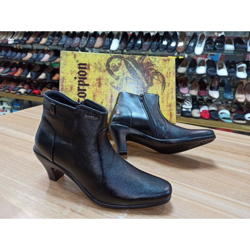 Sepatu Boots kulit Scorpion 12423