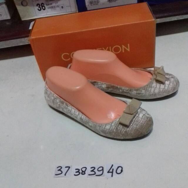 022KH1 connexion flat shoes sepatu wanita branded matahari