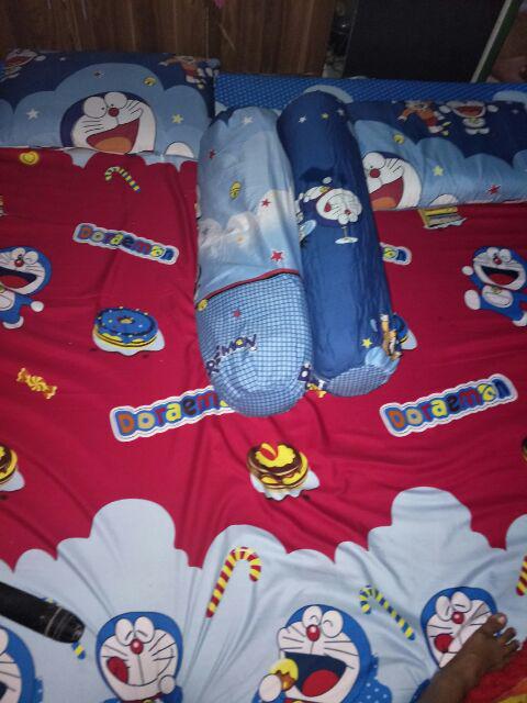 Cover/sarung Bantal Inoac