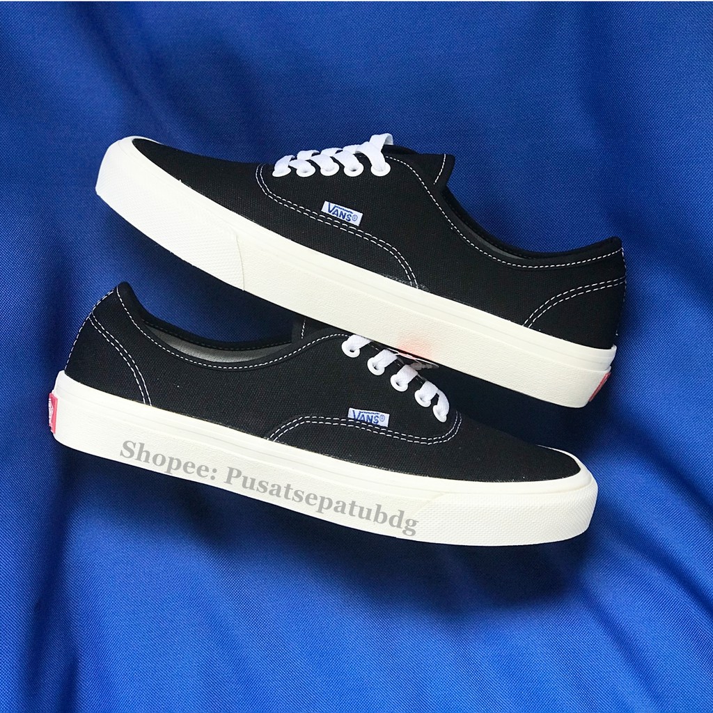 vans authentic og ivory black white