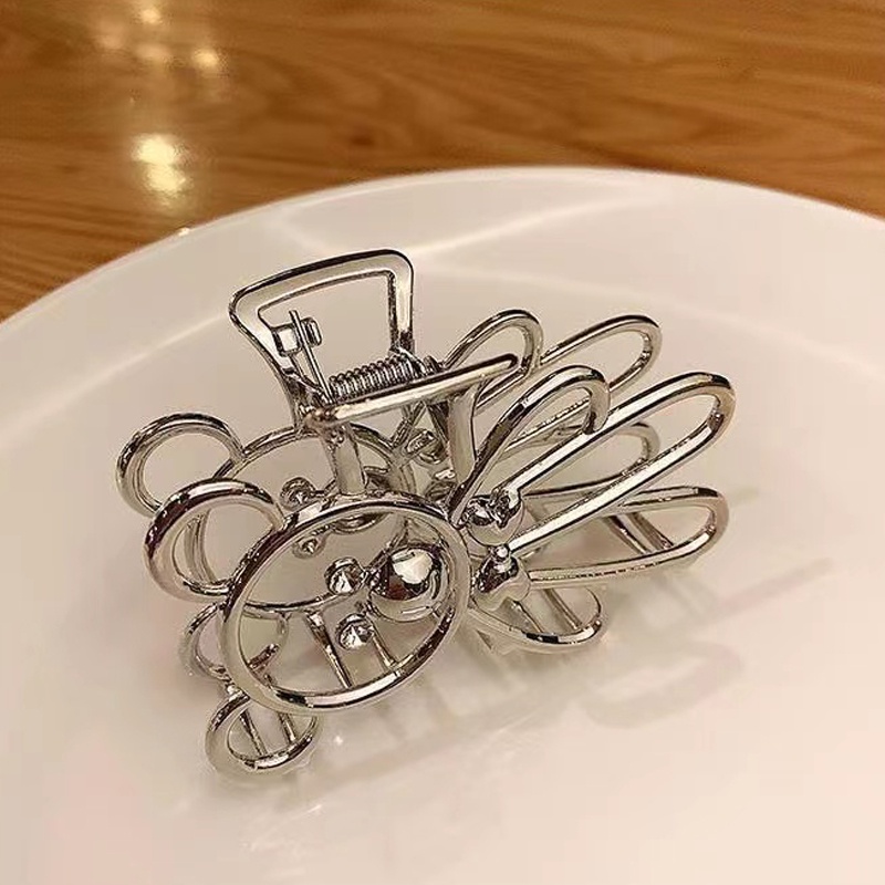 Jepit Rambut Logam Bentuk Beruang Gaya - Jedai Besi Bear Alloy Hair Claw Clips