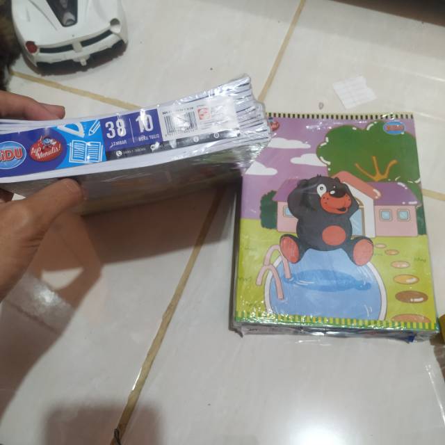 

Buku tulis sidu